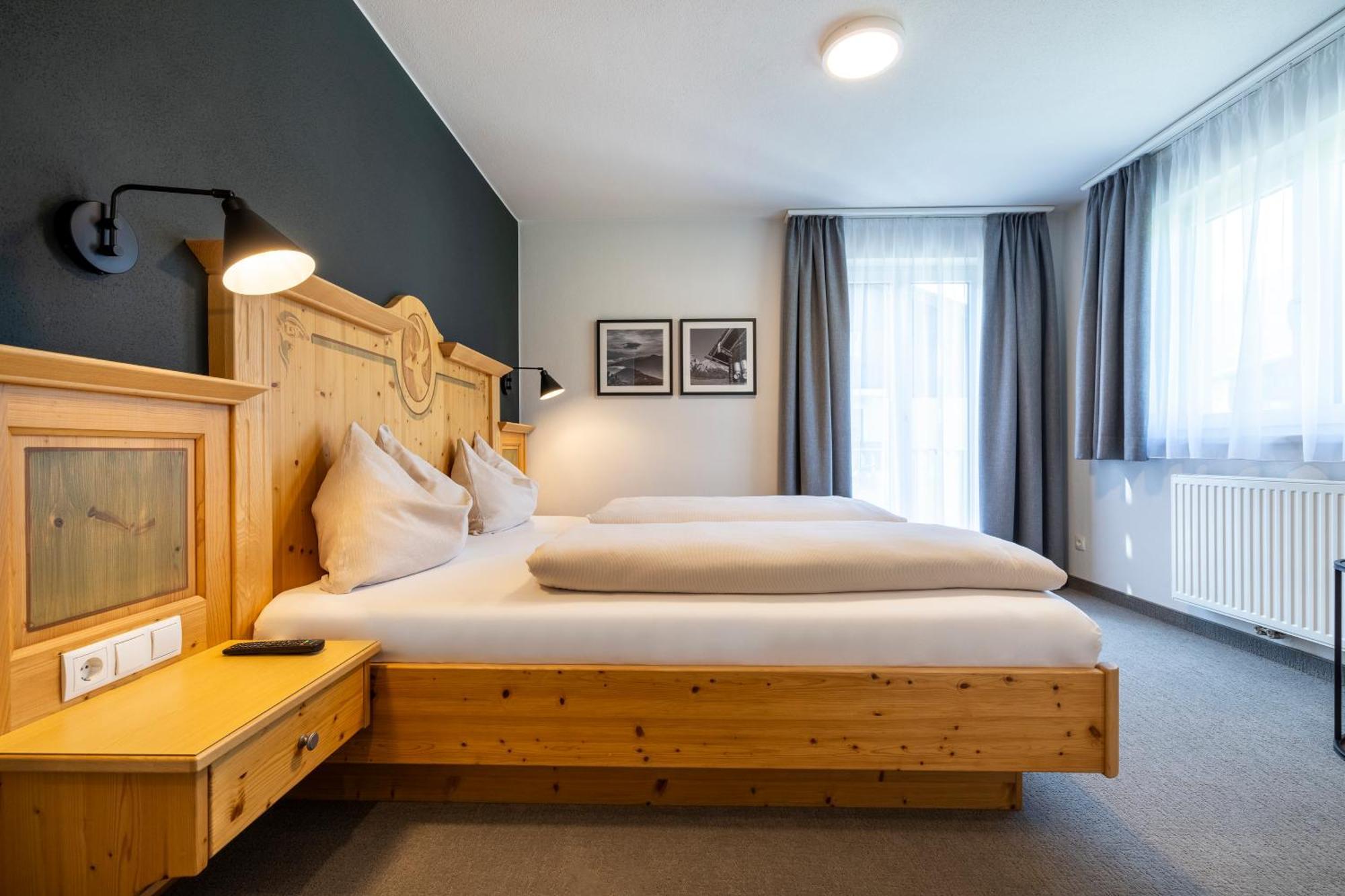 Aparthotel Jaegerheim Flachau Exterior photo
